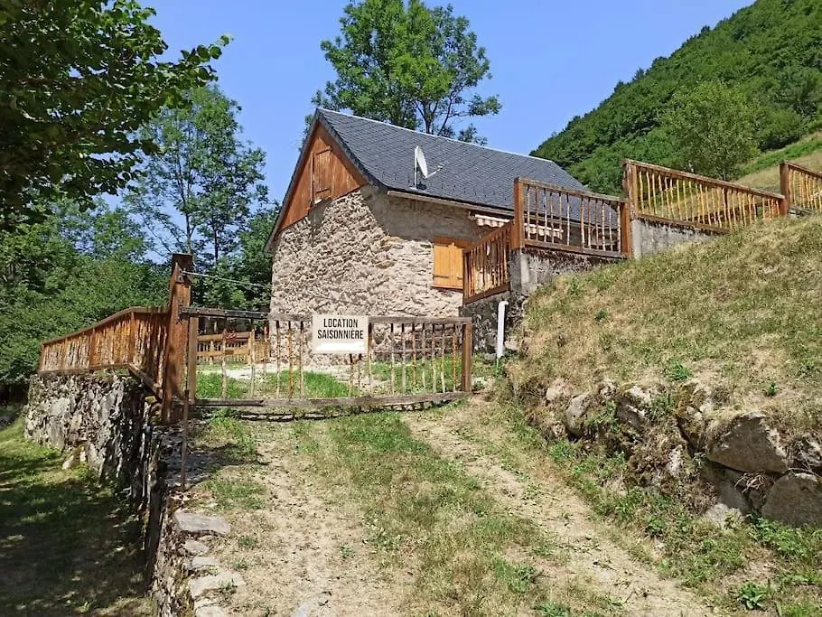 Dağ evi Le Nid De Laly Villa Ustou Fransa