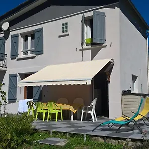  Séjour chez l'habitant La Maison Blanche